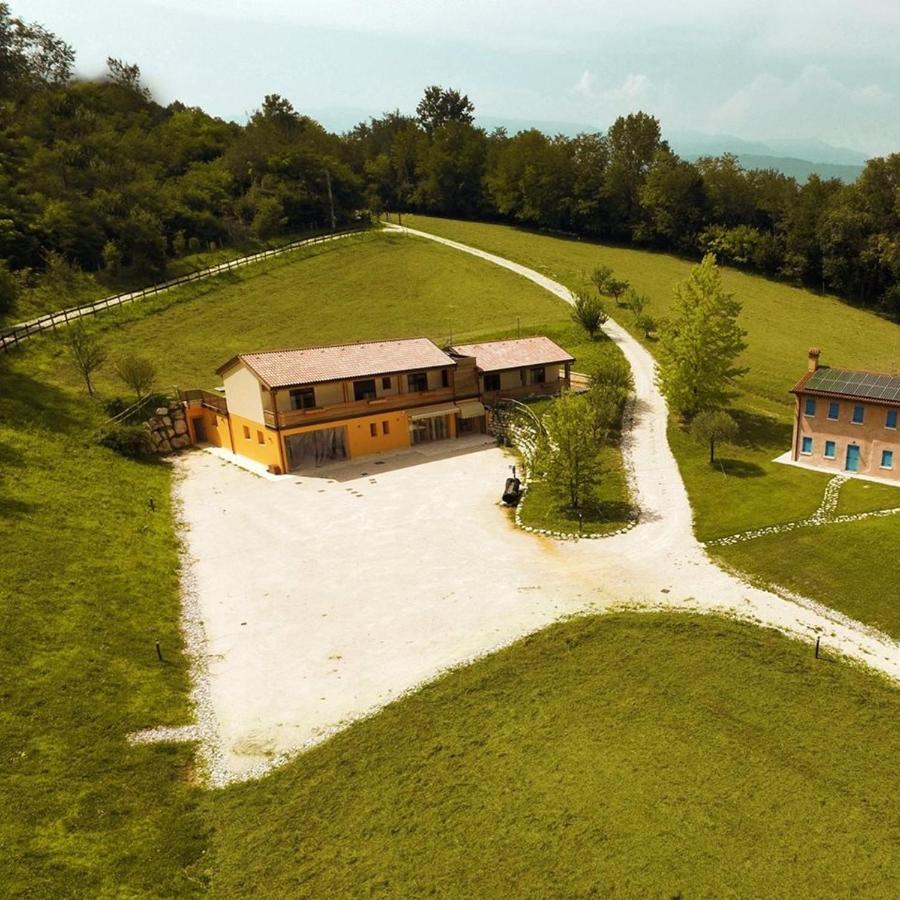 Nikolas' Valley Cornuda Kültér fotó