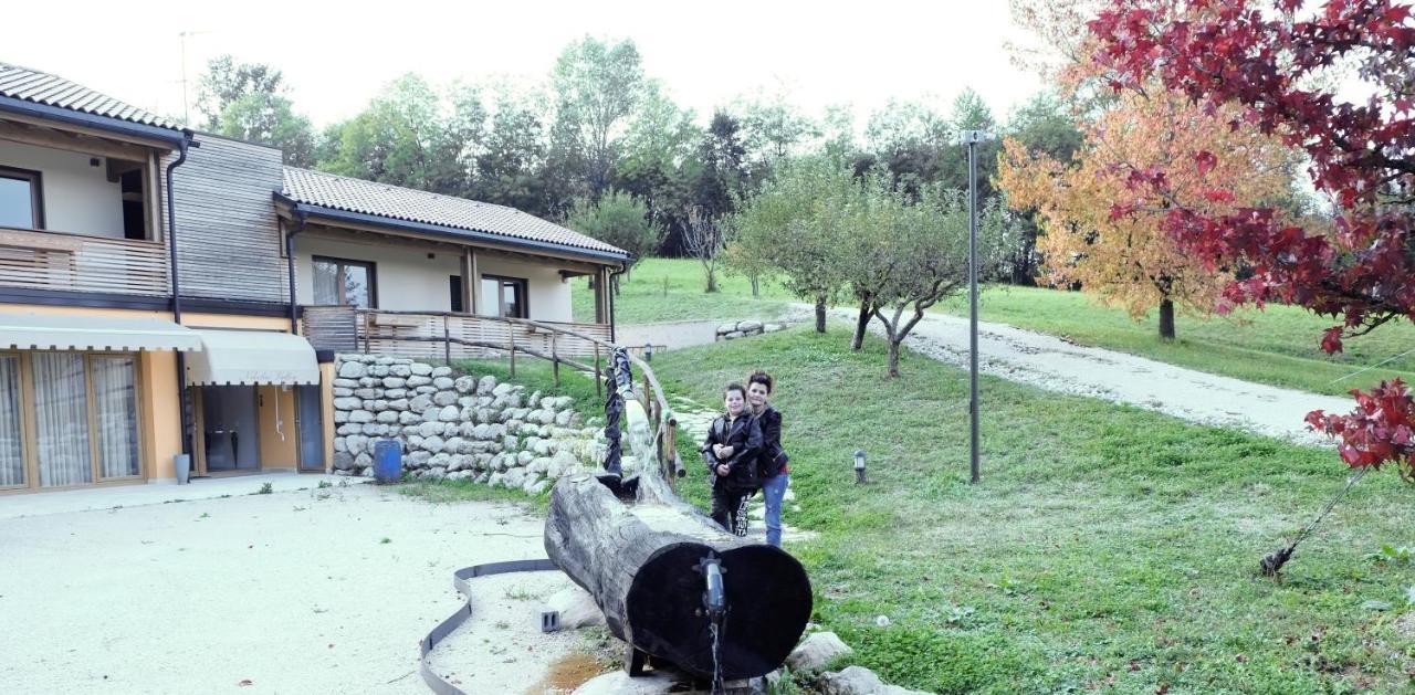 Nikolas' Valley Cornuda Kültér fotó